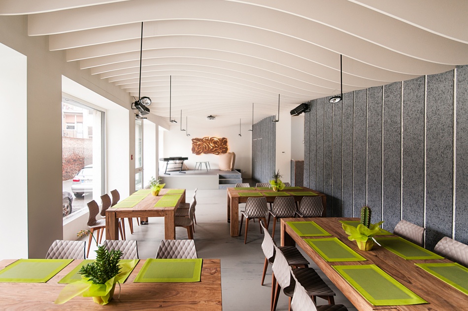 New material – polyester fiber sound-absorbing panels become the new favorite of restaurants